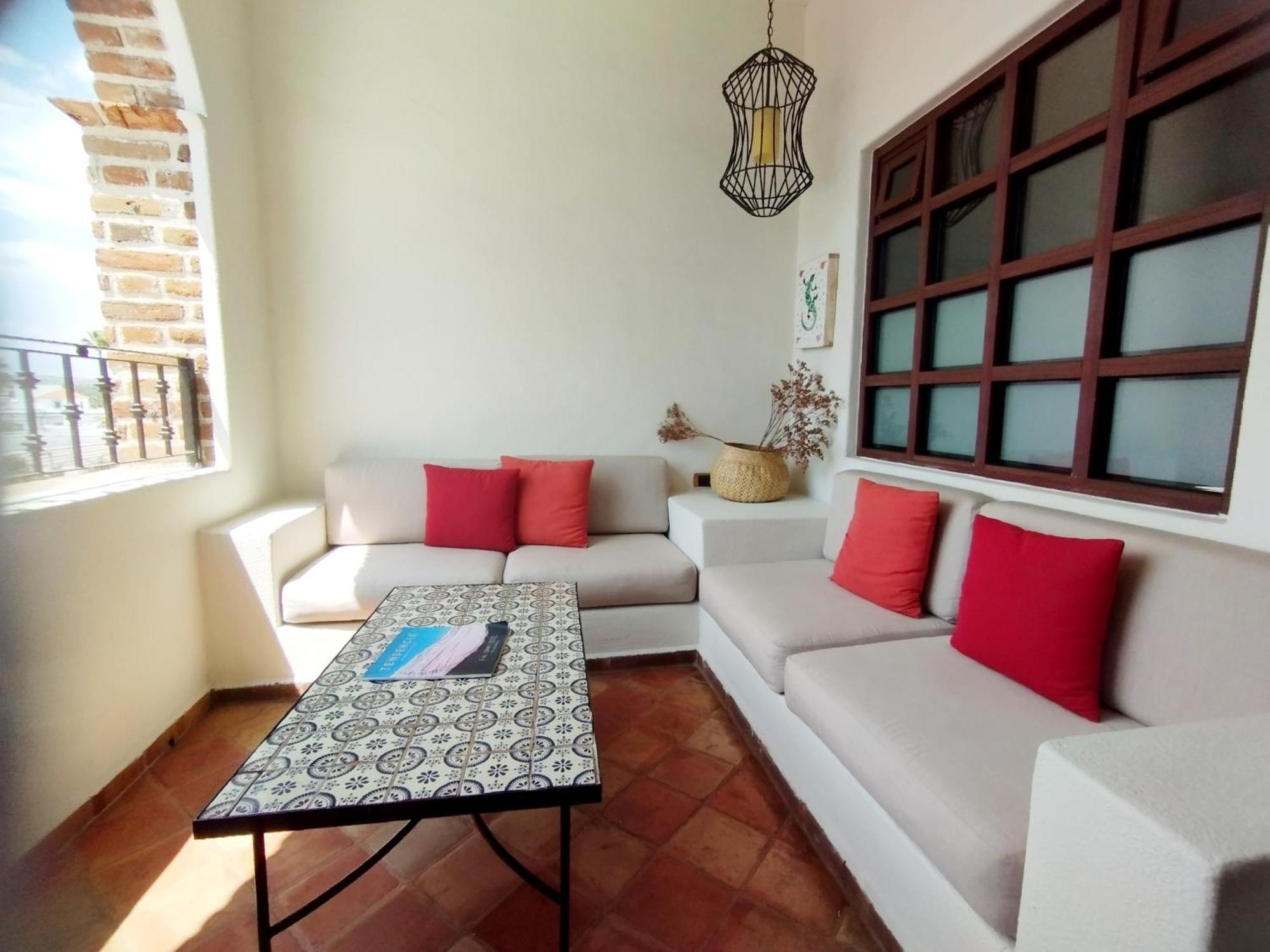 Guaycura Boutique Hotel, Club & Hotel Todos Santos