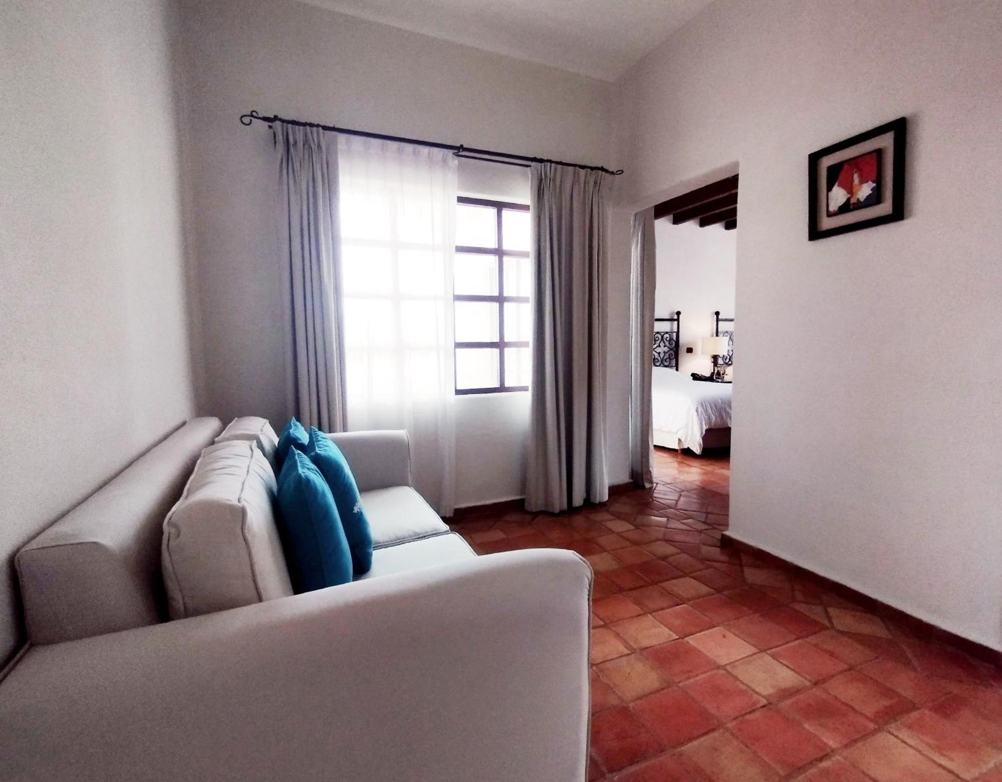 Guaycura Boutique Hotel, Club & Todos Santos