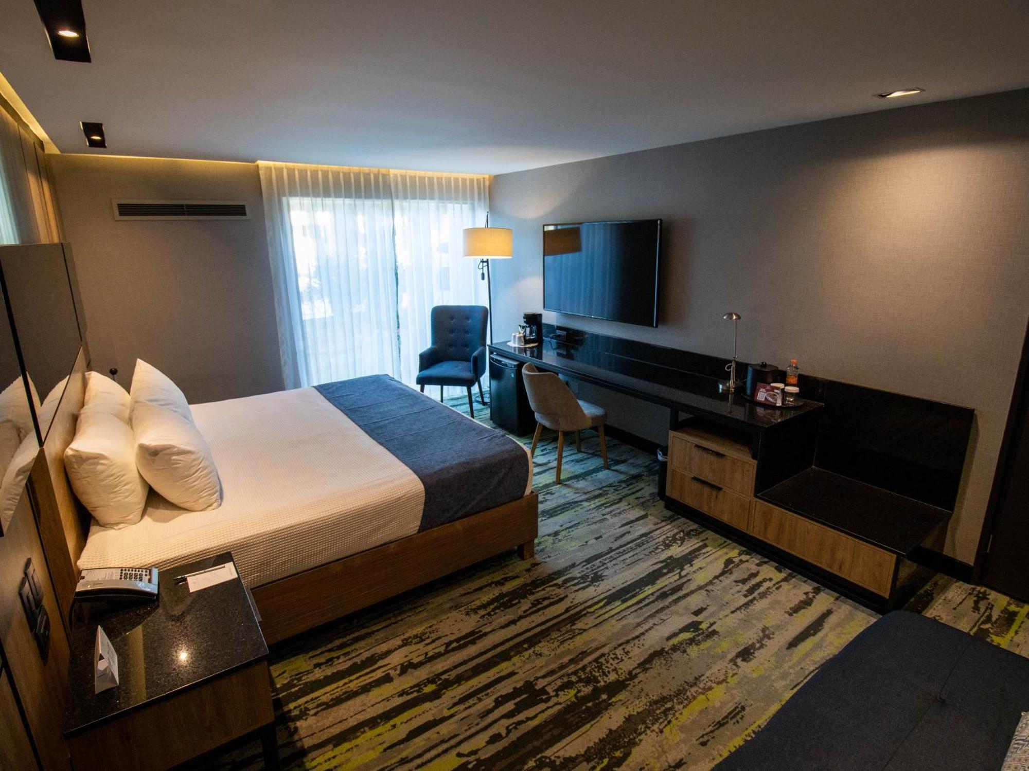 Araiza Hotel 5*