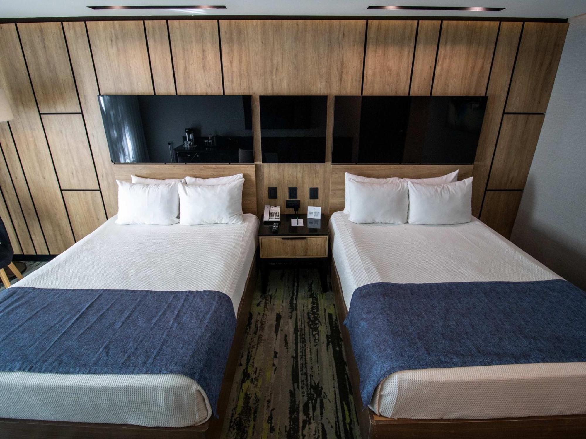 Araiza 5* Mexicali