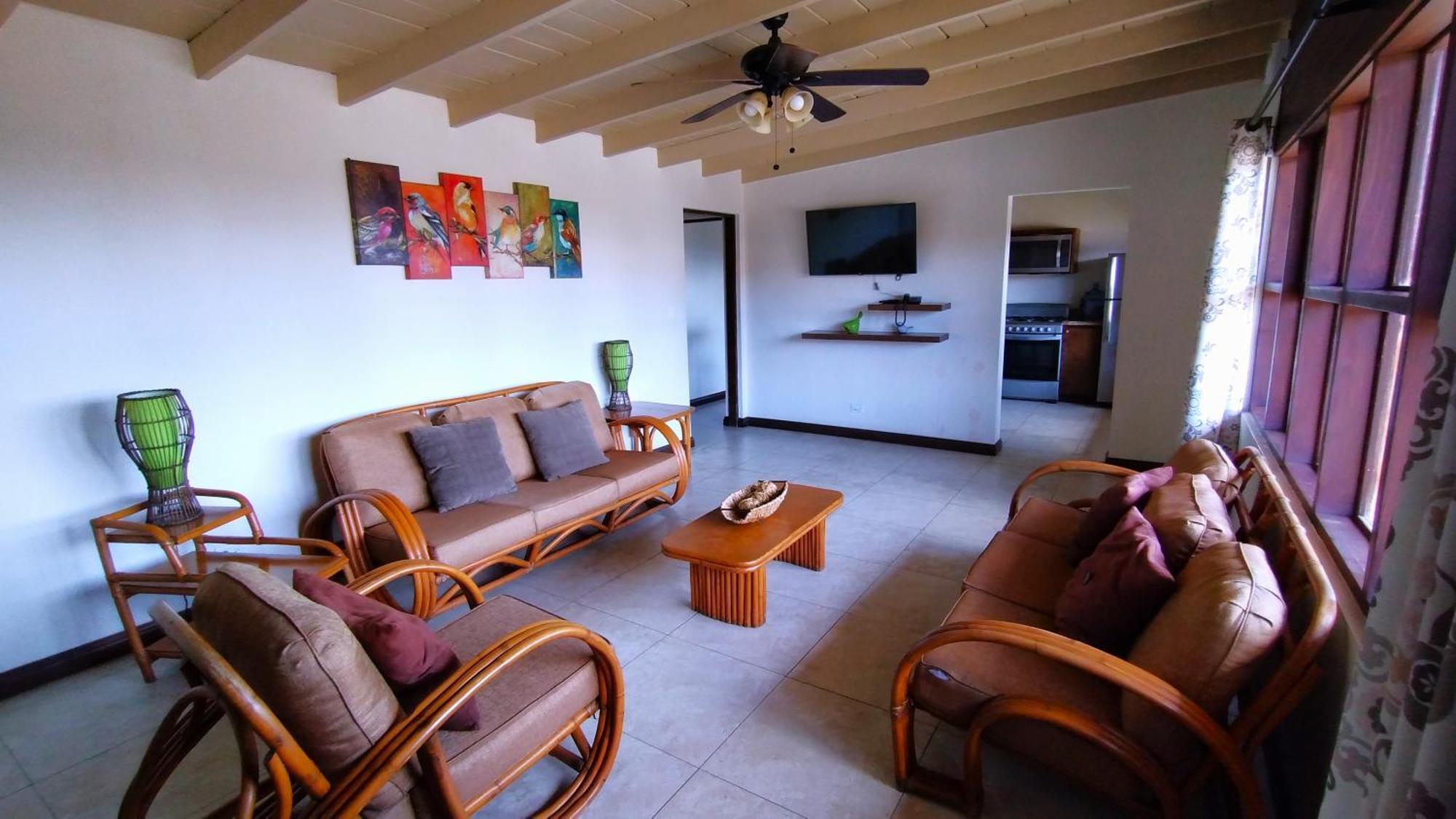 Papagayo Hotel 3*