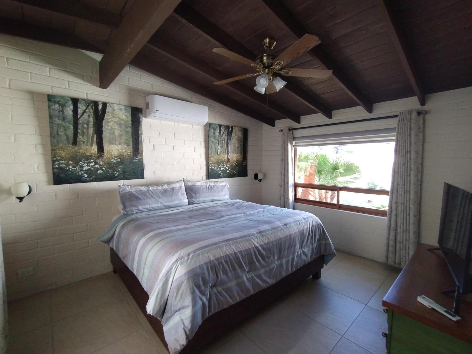 Hotel Papagayo