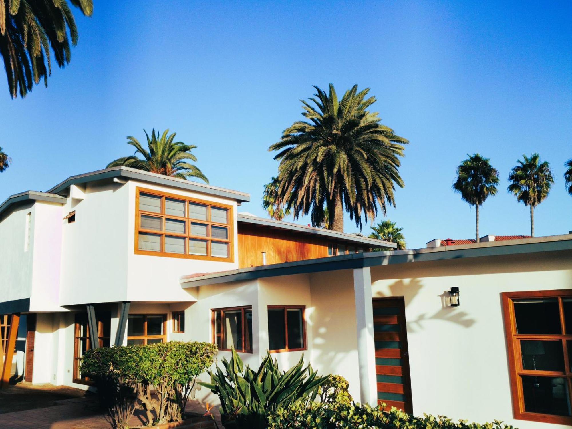 Papagayo 3*
