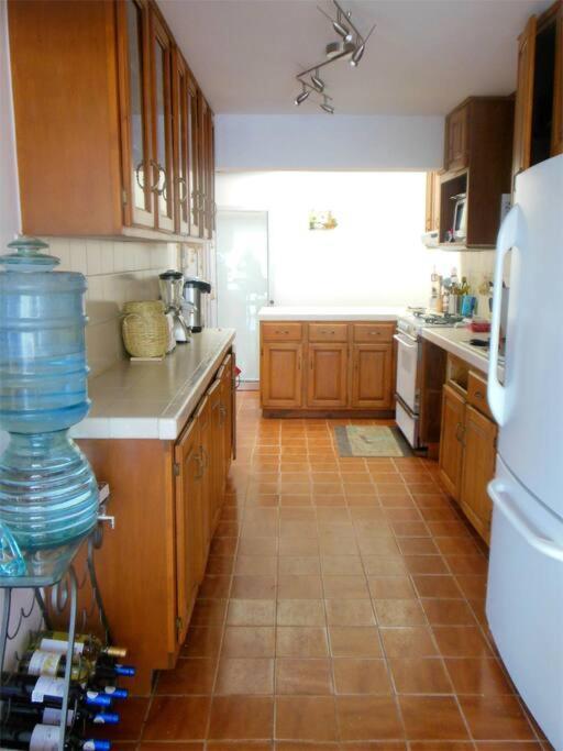 Oui Madame Bed & Breakfast