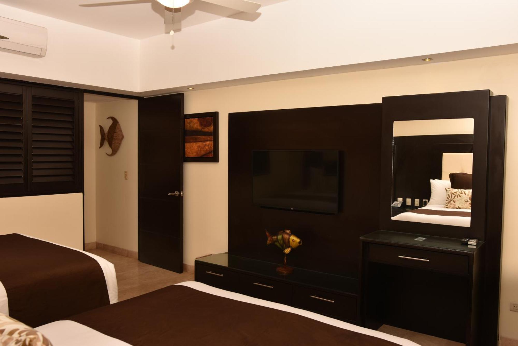 Marinaterra & Hotel 4*
