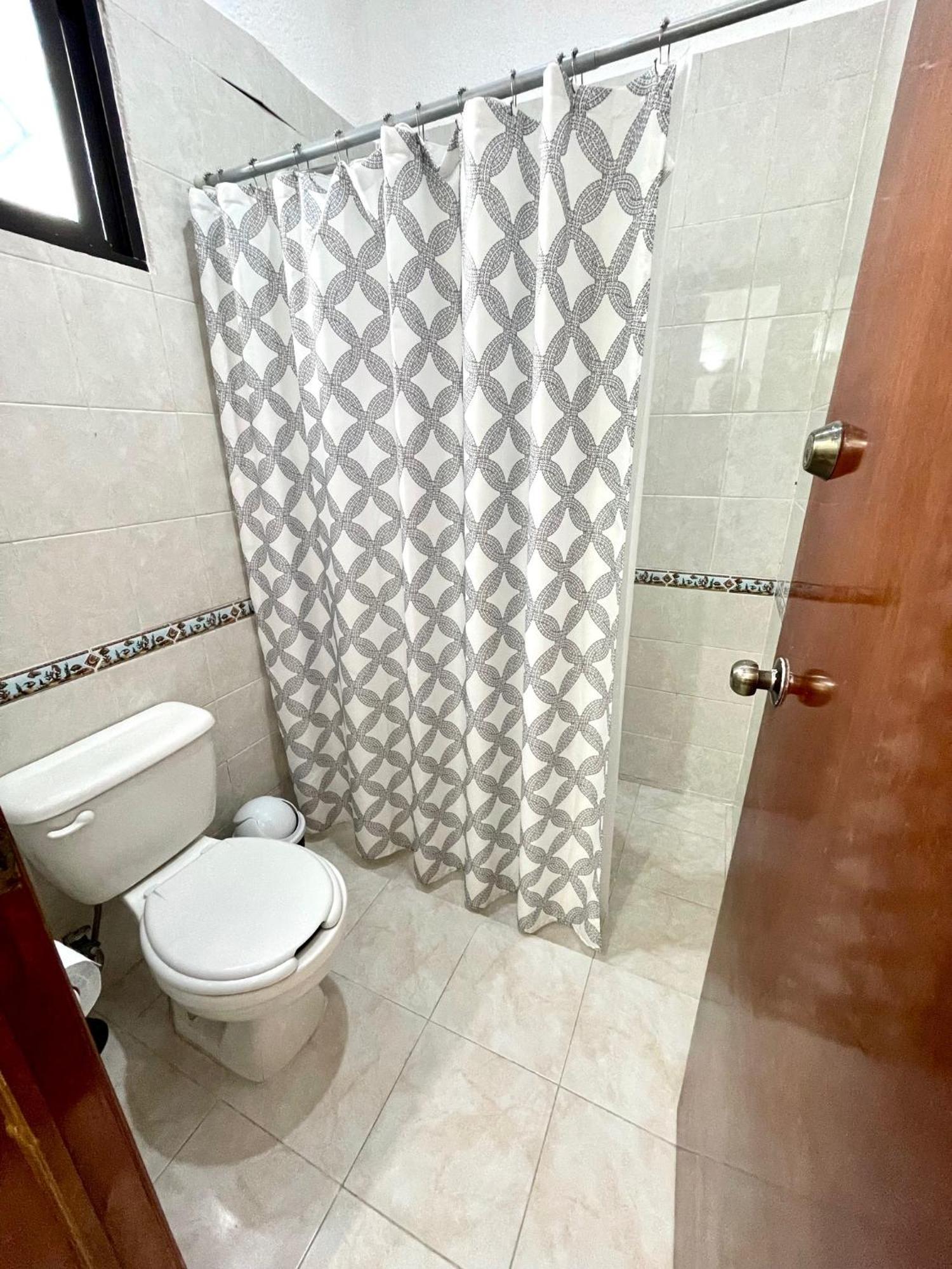 Itze Boutique - Progreso Guest house *