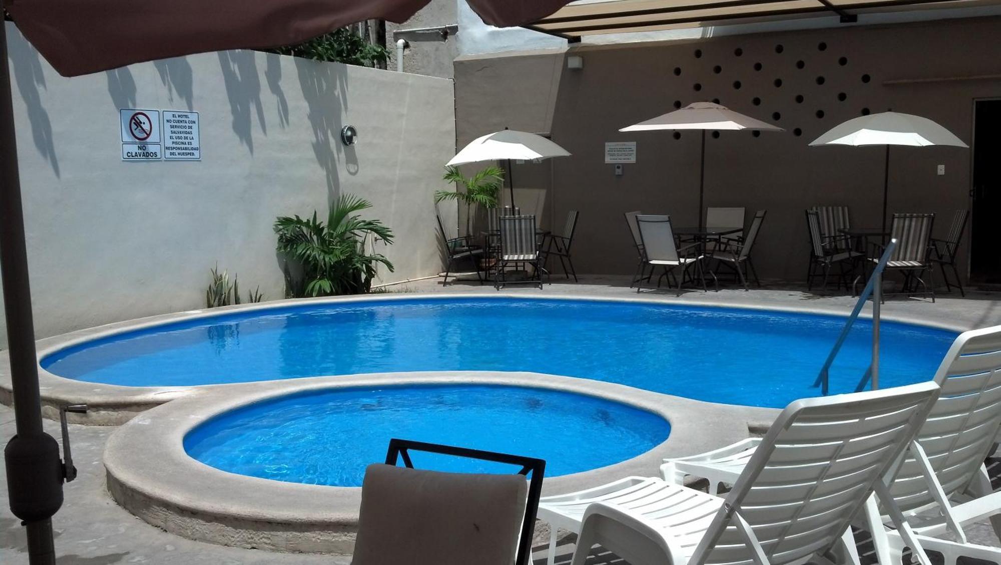 & Domani Hotel