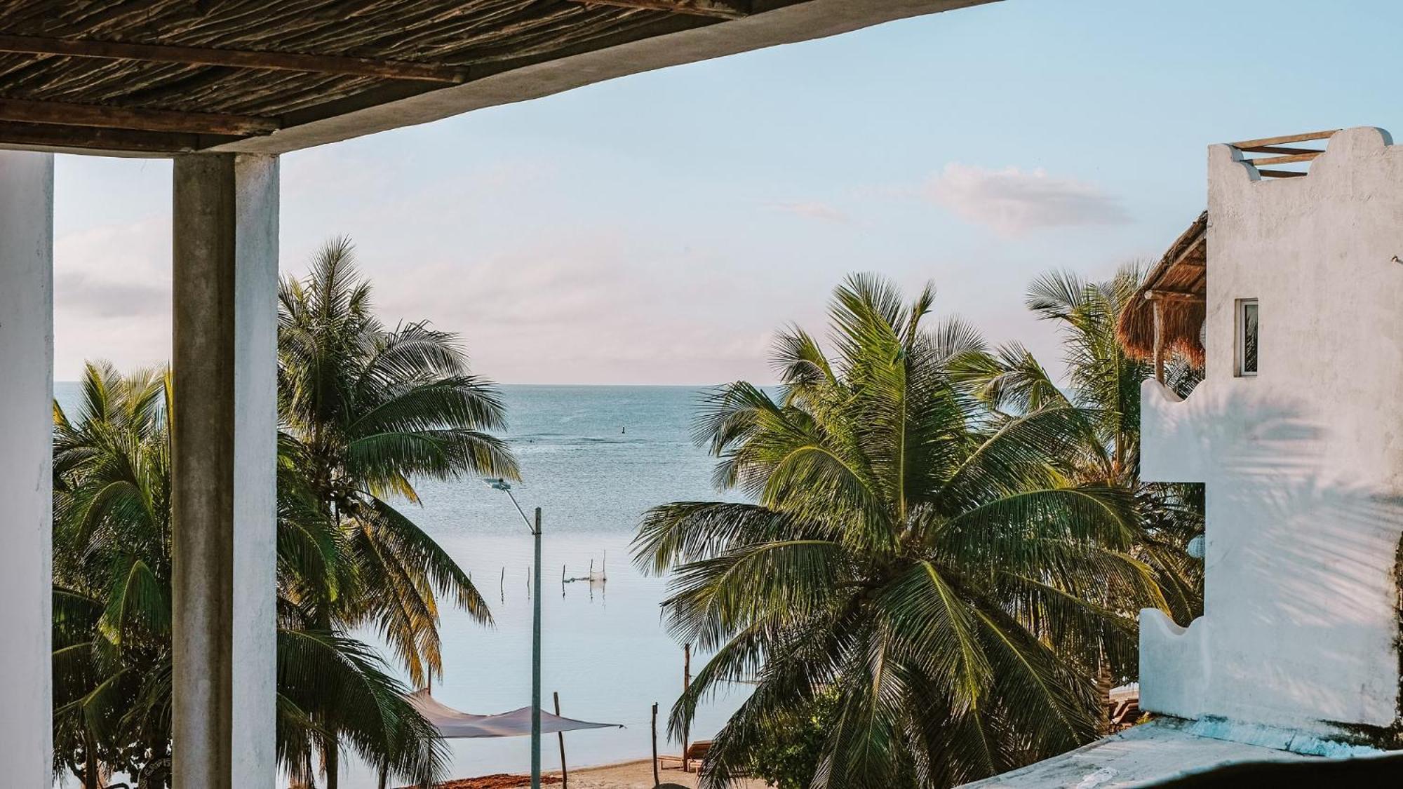 El Fuerte Beach Apartments Mahahual