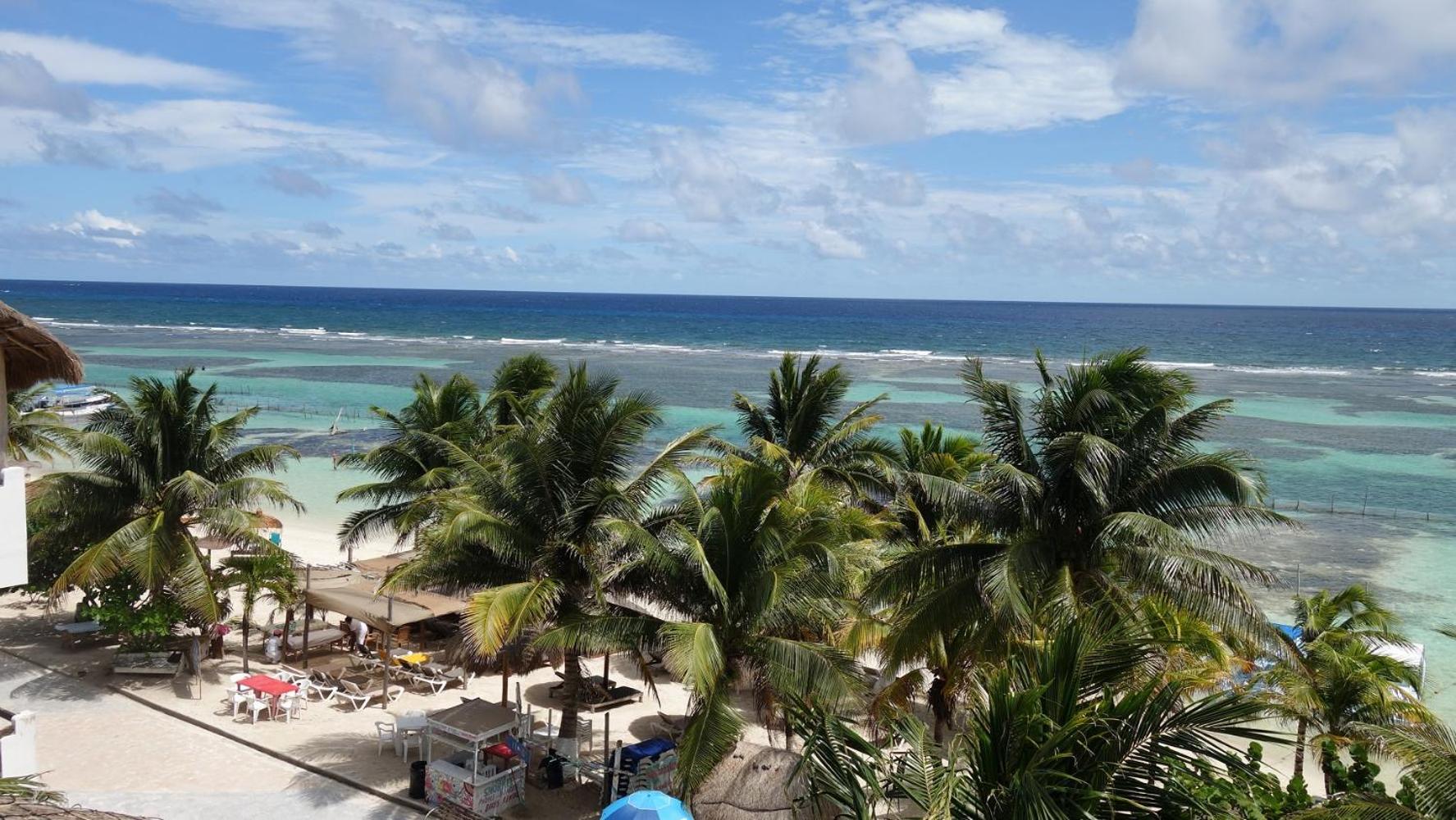 El Fuerte Beach Apartments Hotel