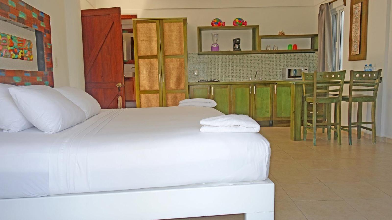 El Fuerte Beach Apartments Hotel 3*