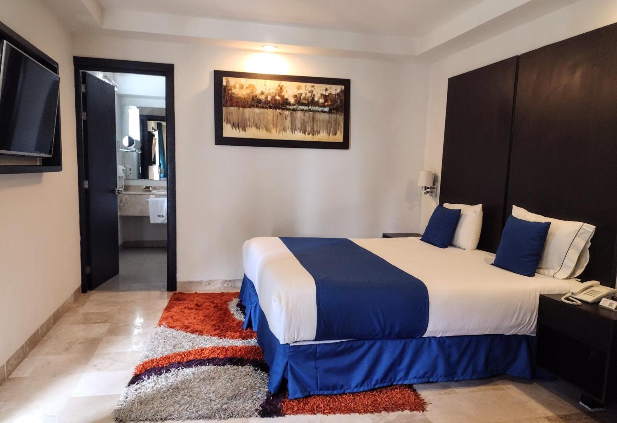 Del Pescador Hotel 4*
