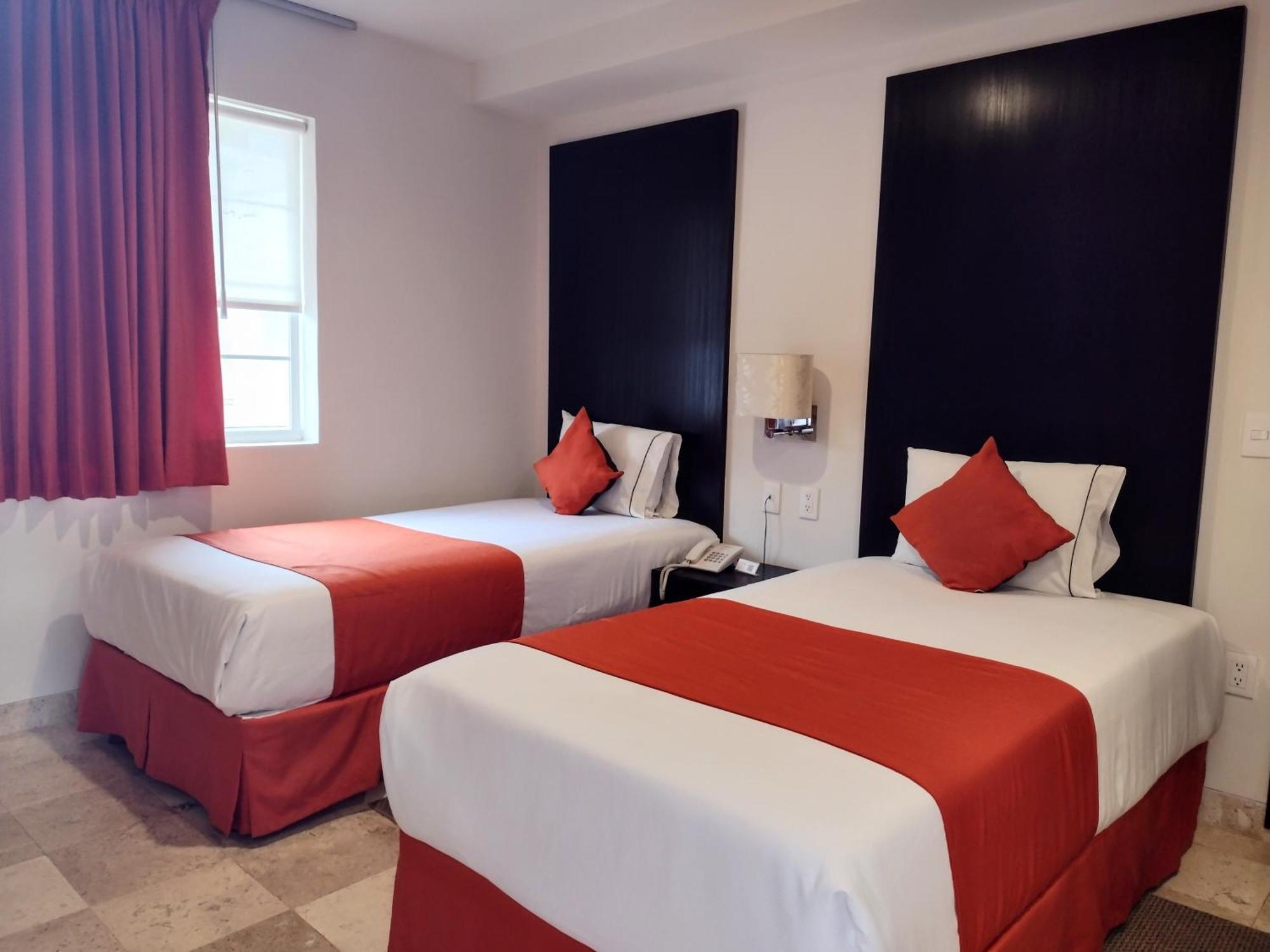 Del Pescador Hotel