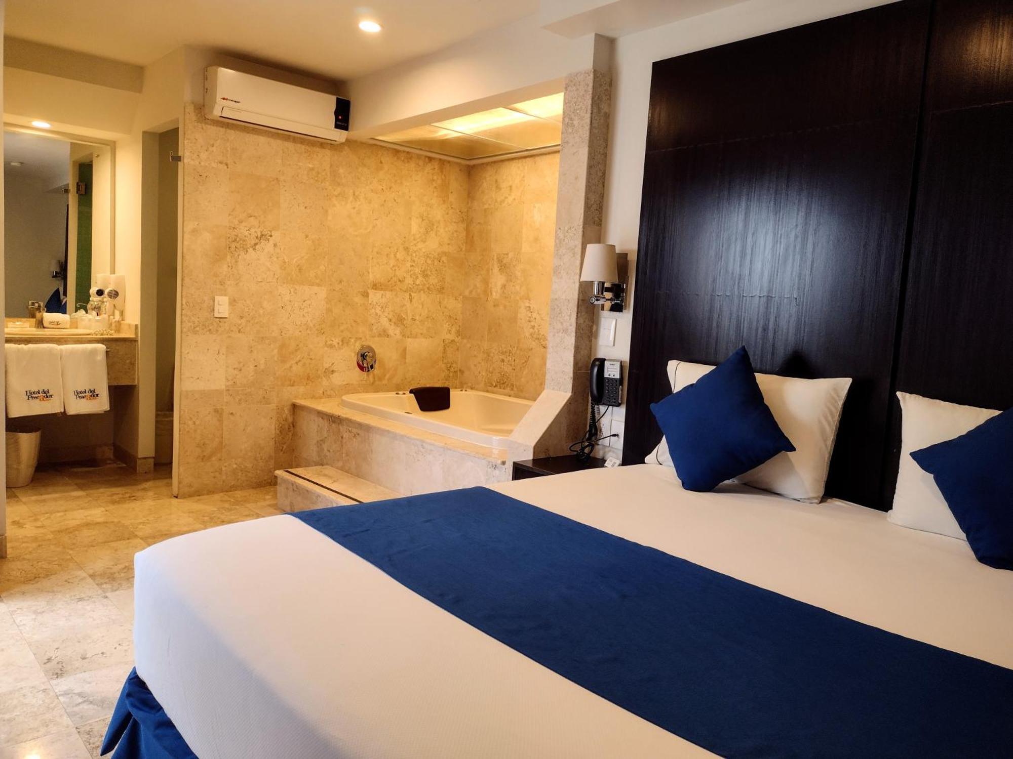 Del Pescador Hotel