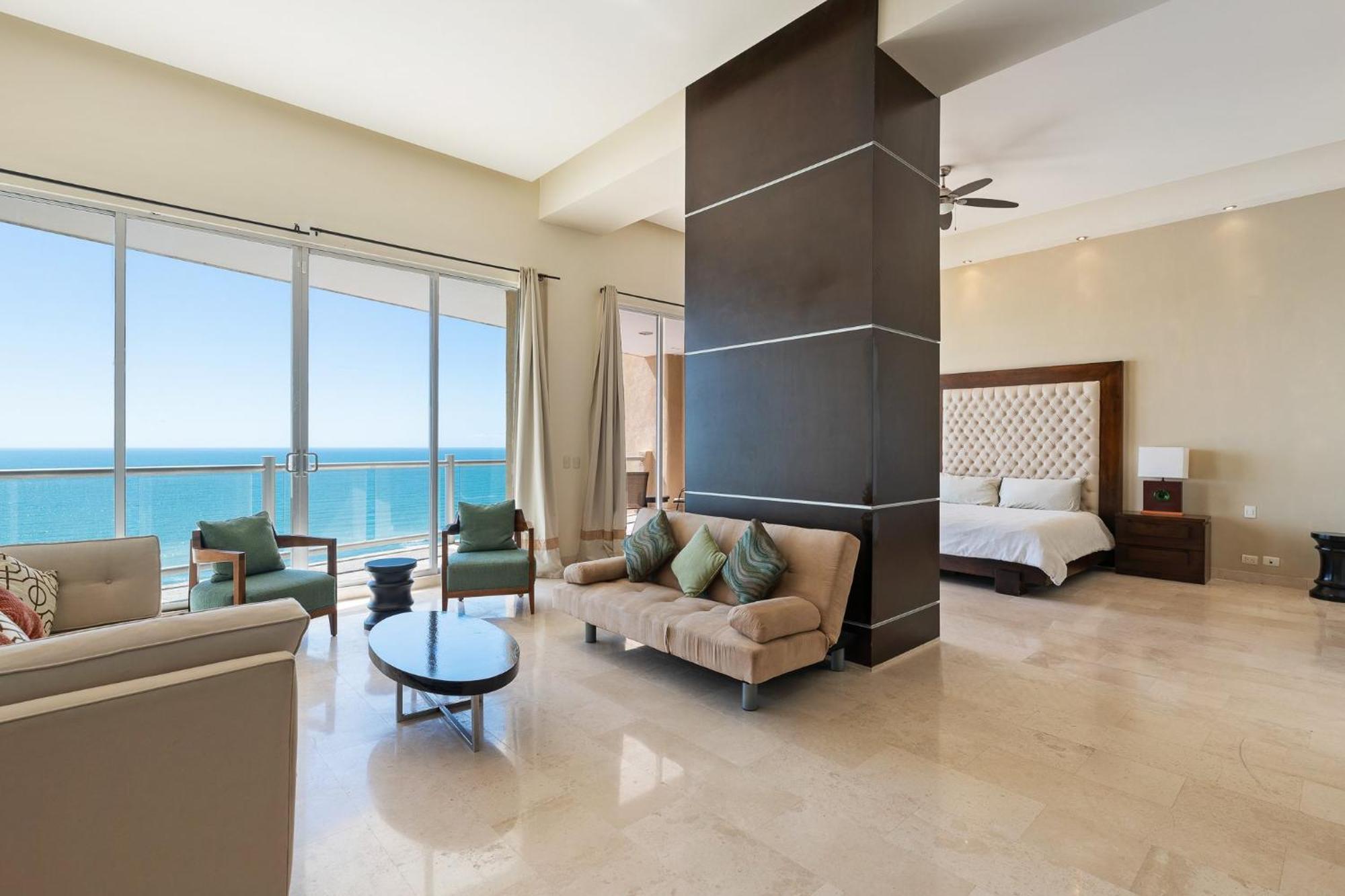Encanto Living & Luna Blanca *