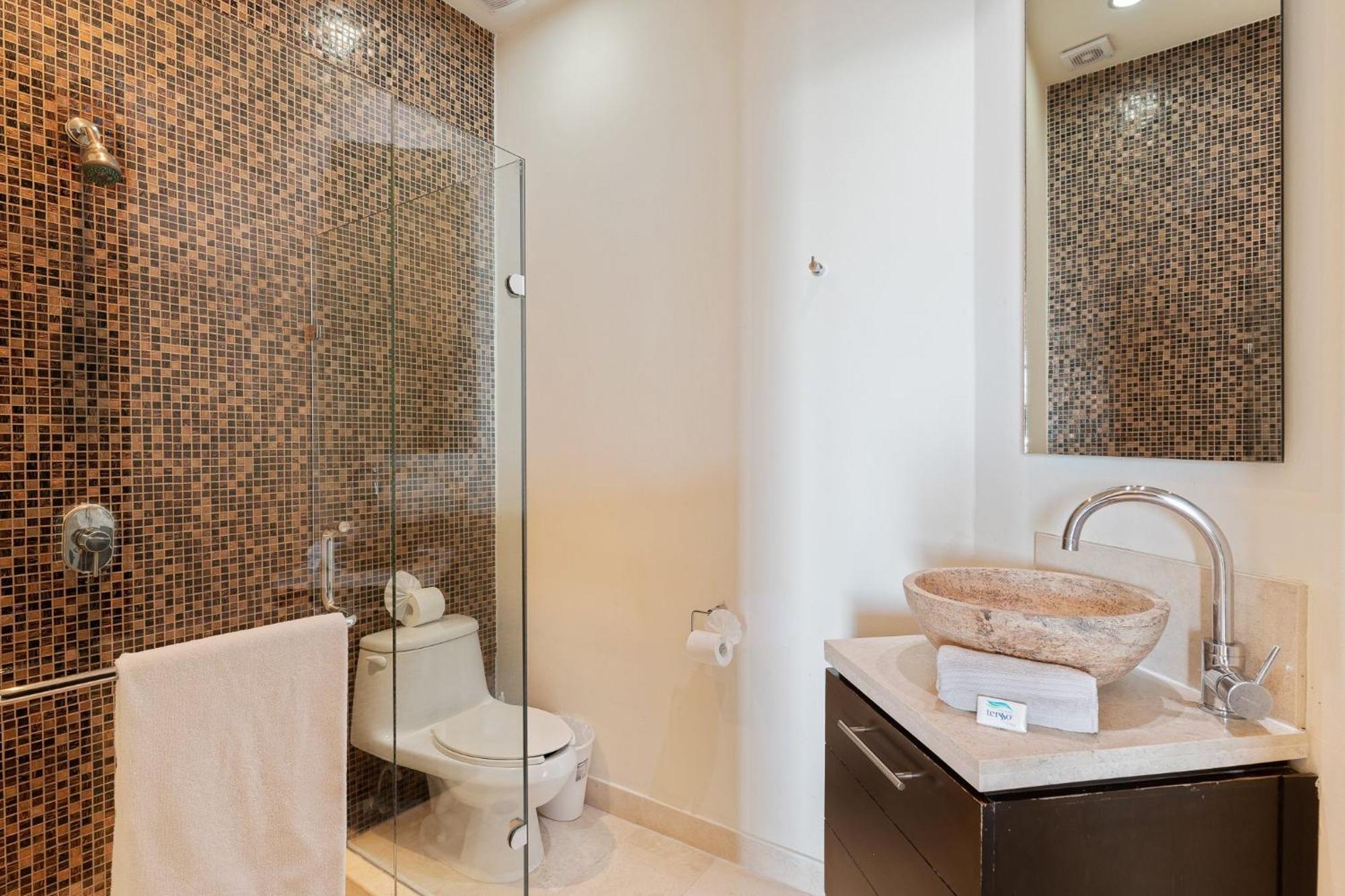 Encanto Living & Luna Blanca Apartment *