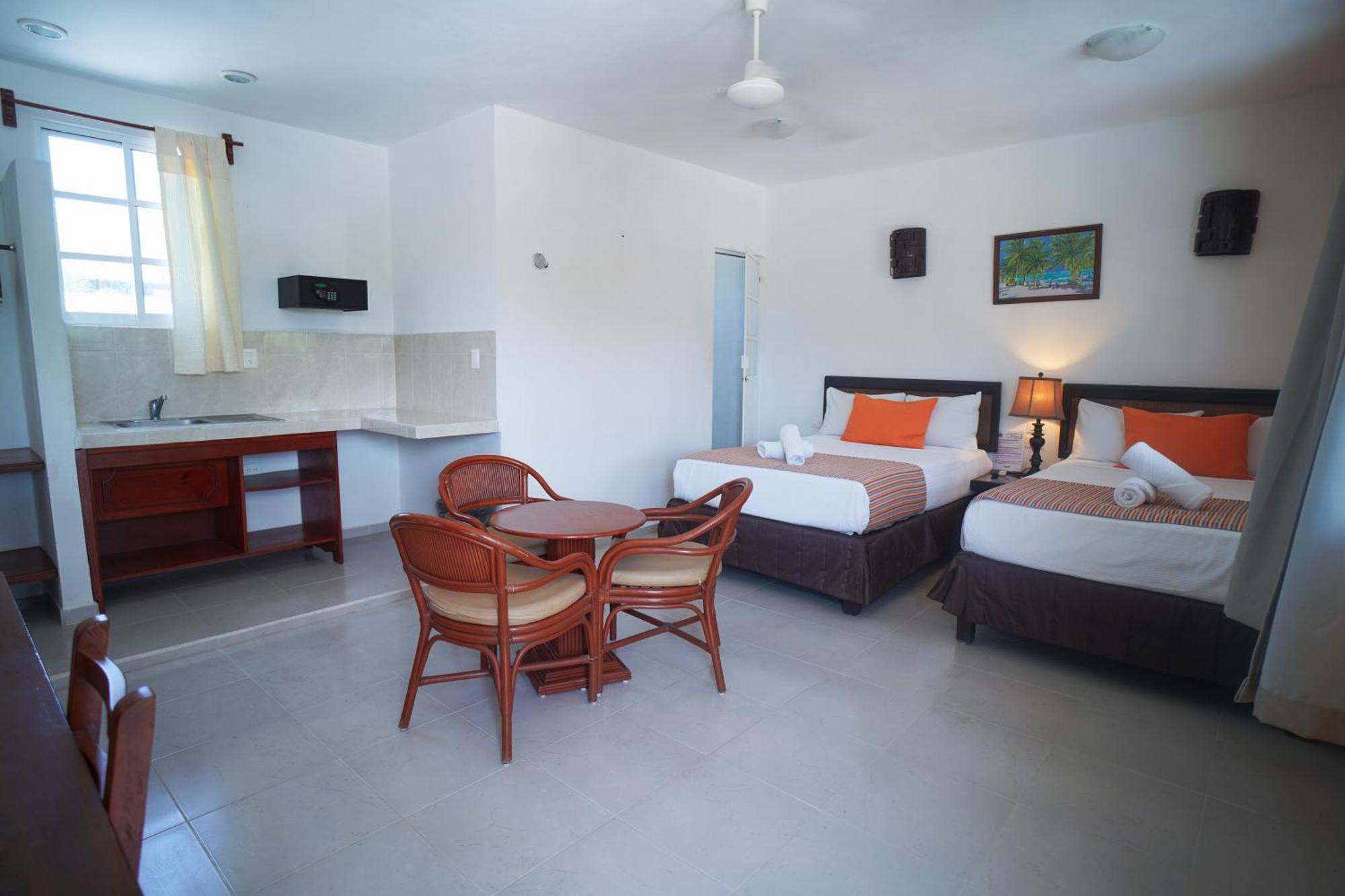 Golden Paradise Town Hotel 3*