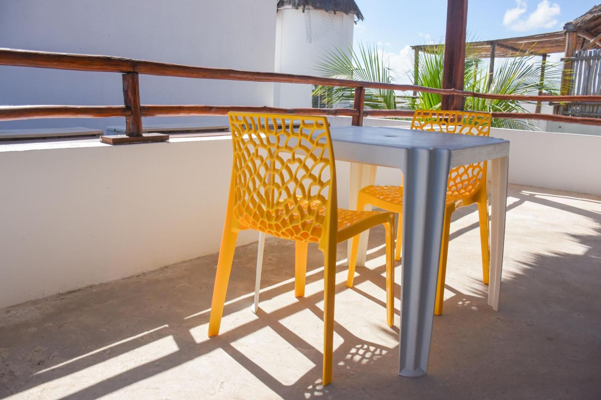 Hotel El Fuerte Beach Apartments