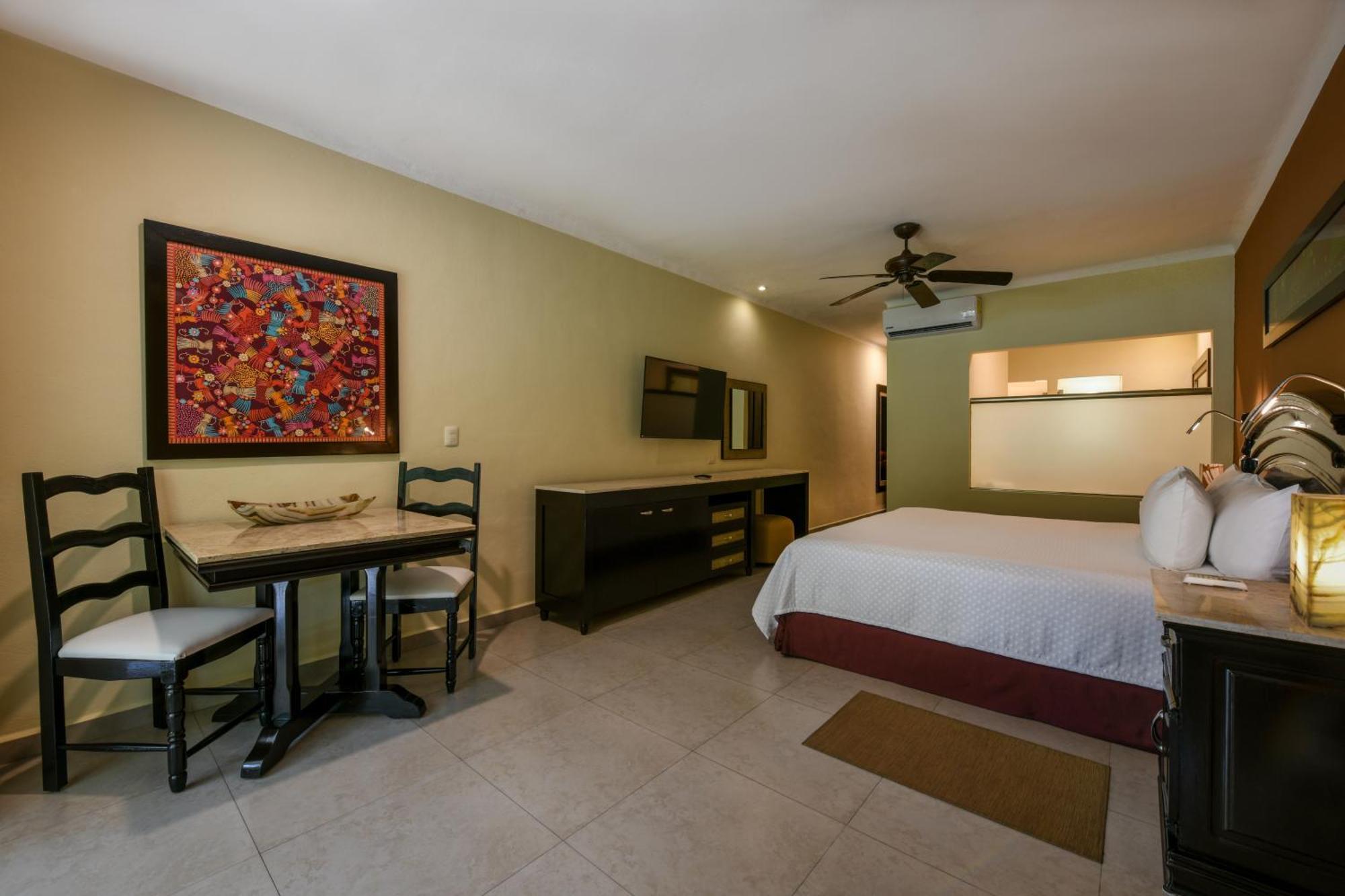 El Dorado Royale Catamaran, Cenote & Inclusive (adults Only) Resort
