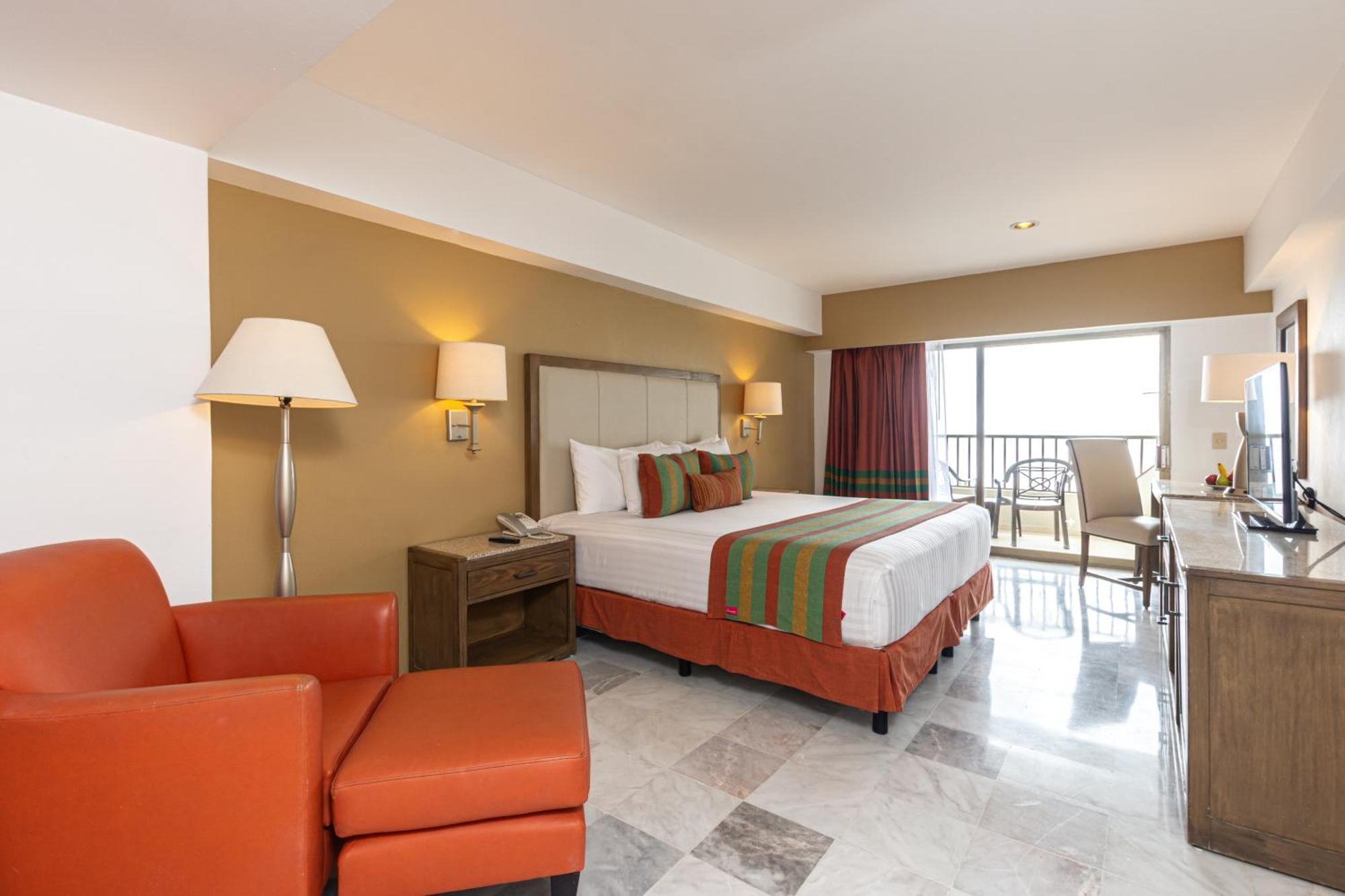Tesoro Ixtapa 4*