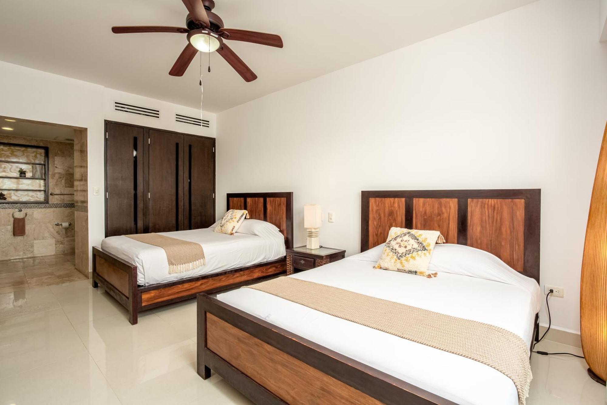Aventuras Club Aparthotel 4*