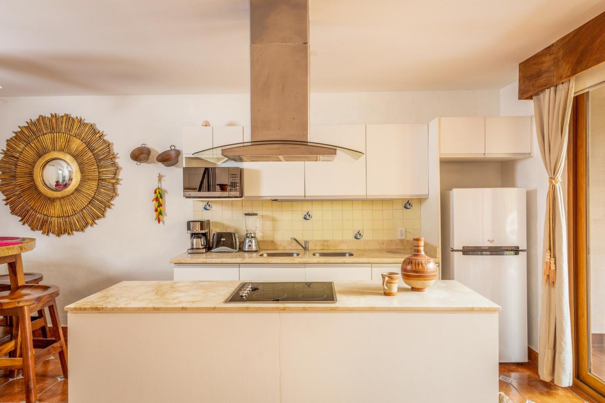Casa Loteria: Colorful Family Retreat With Pool In Pueblito Hotel Sayulita