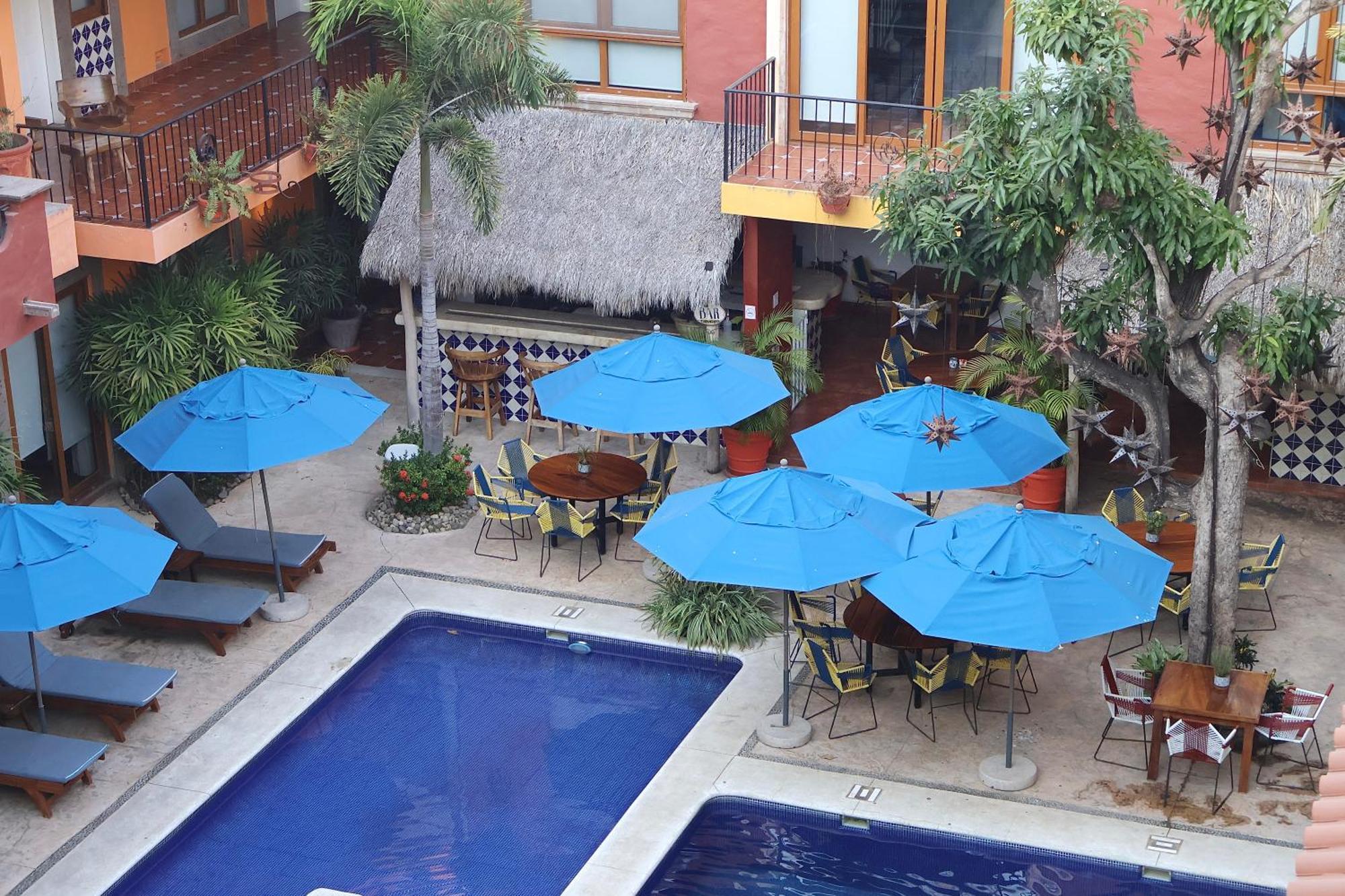 Casa Loteria: Colorful Family Retreat With Pool In Pueblito Sayulita