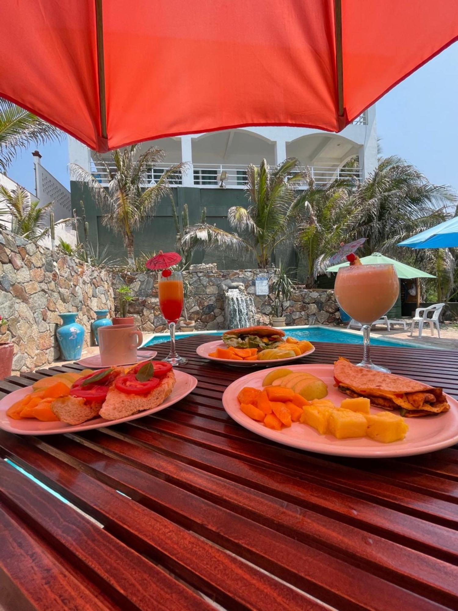 Bed & Breakfast Luz De Mar ' Right On The