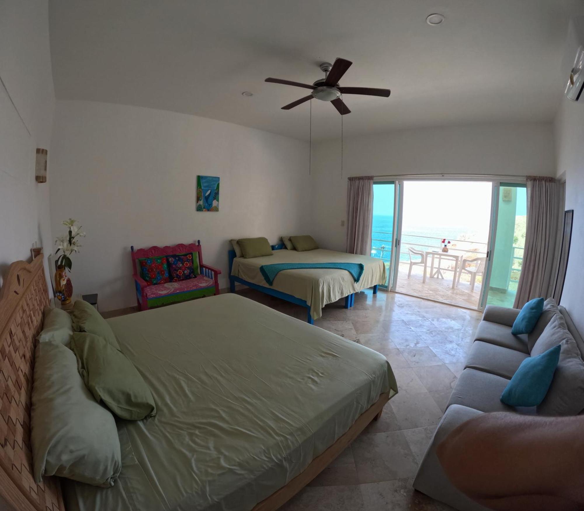 Bed & Breakfast Luz De Mar ' Right On The *