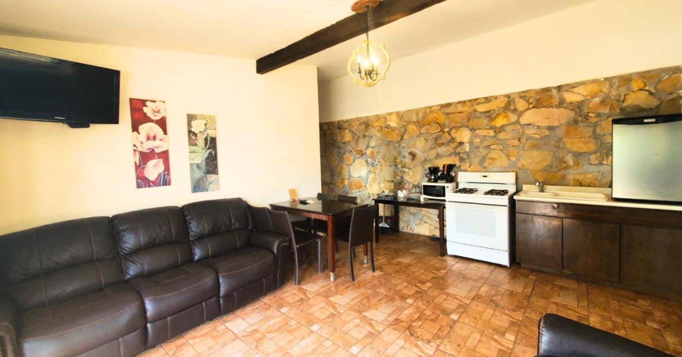 Lodge Selah Ensenada
