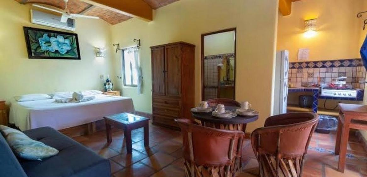Hotel Flores