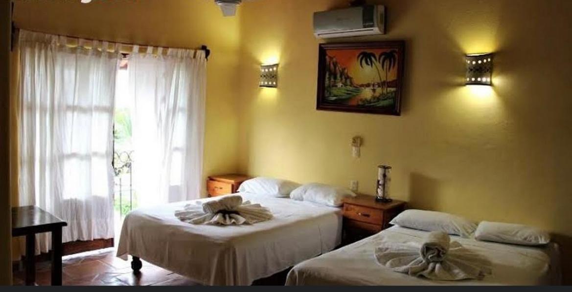 Hotel Flores