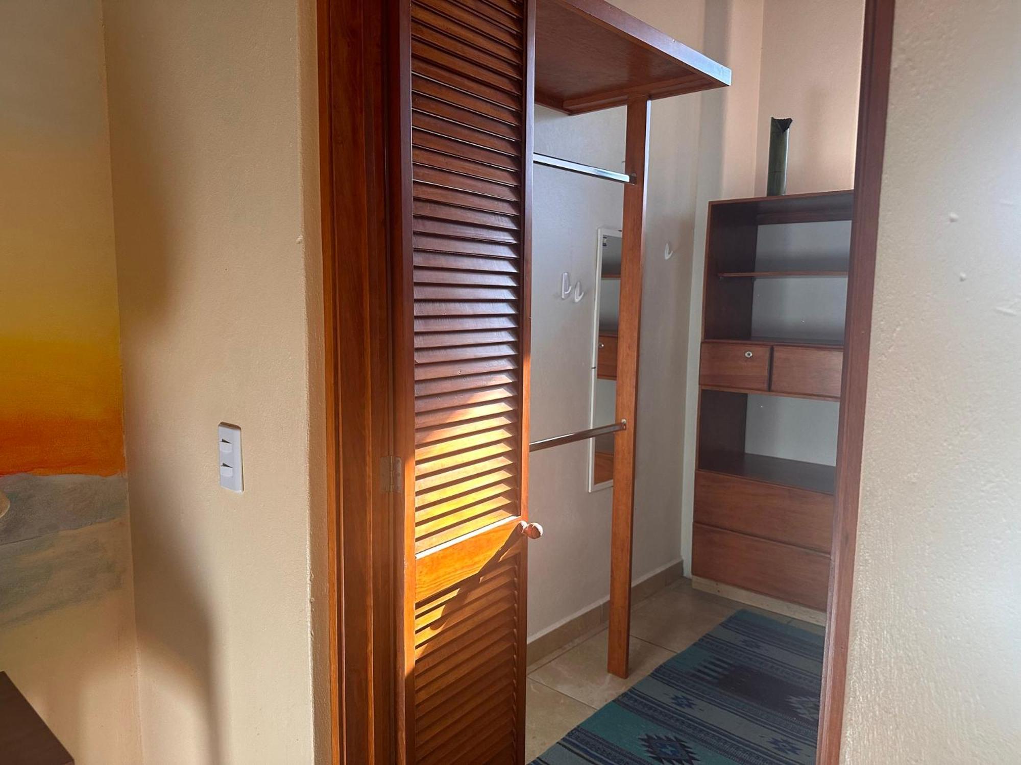 Spacious Studio With Outdoor Pool Apartment