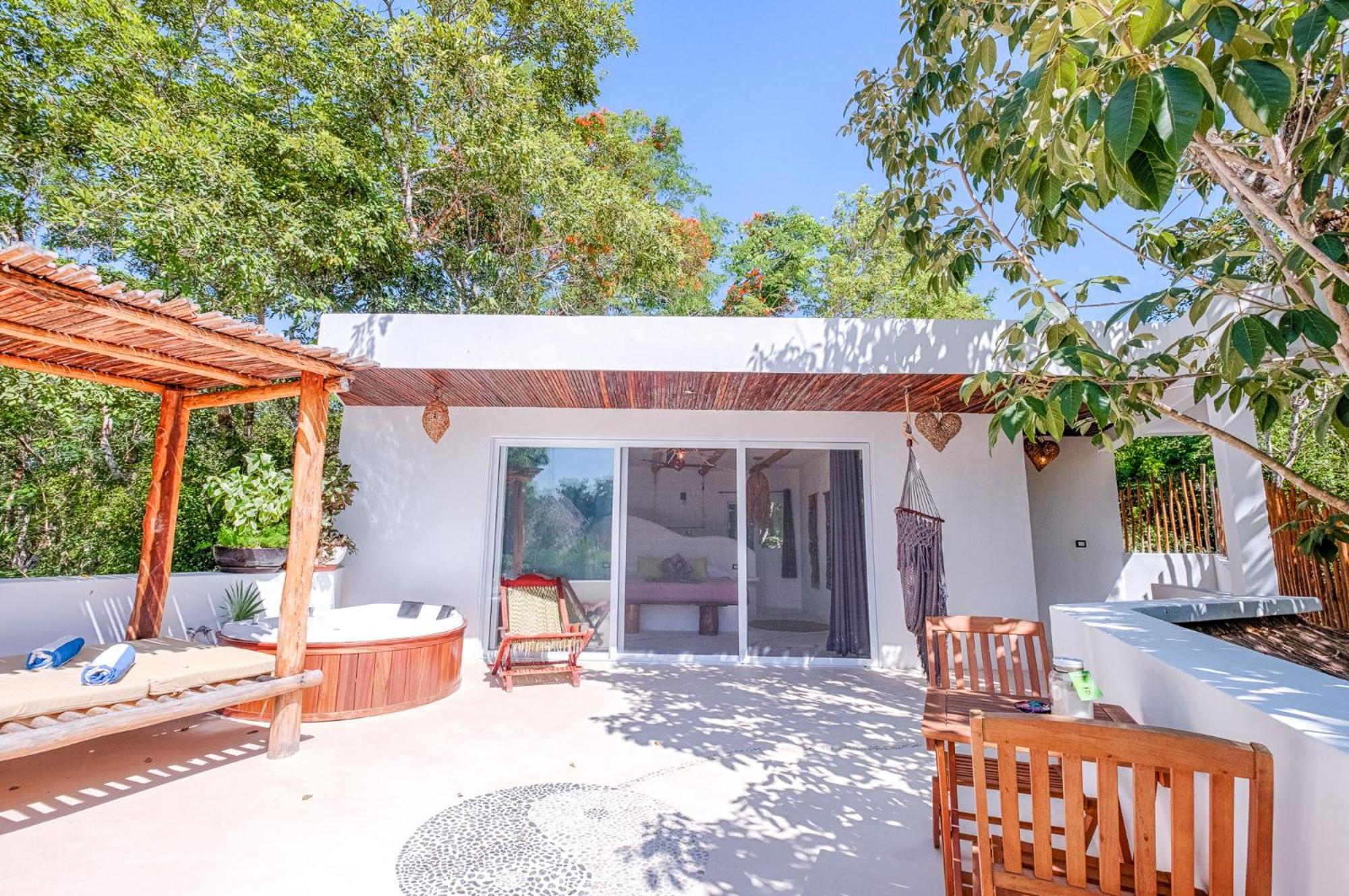 Hotel Morena Boutique Ecoliving 4*