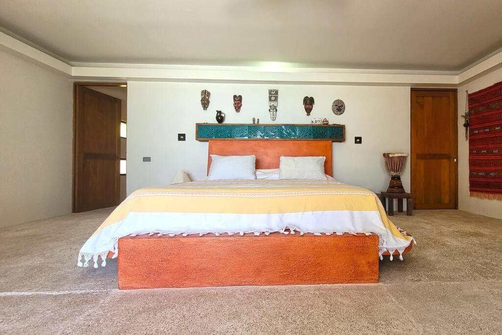 Villa Casa Olivacea - Beachfront *