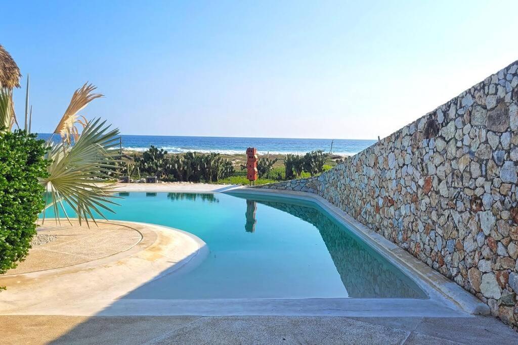 Casa Olivacea - Beachfront