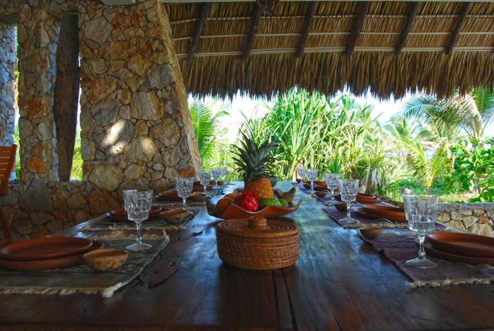 Casa Olivacea - Beachfront Villa *
