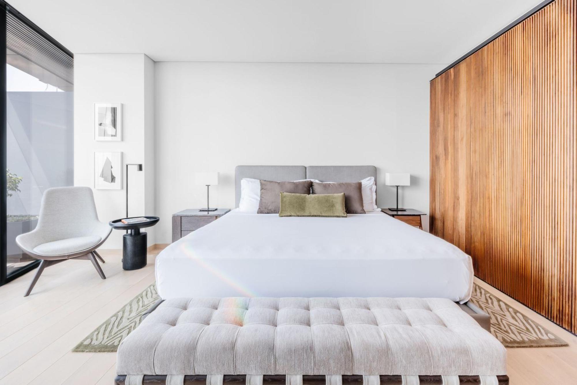 The Ritz-carlton Residences Hotel