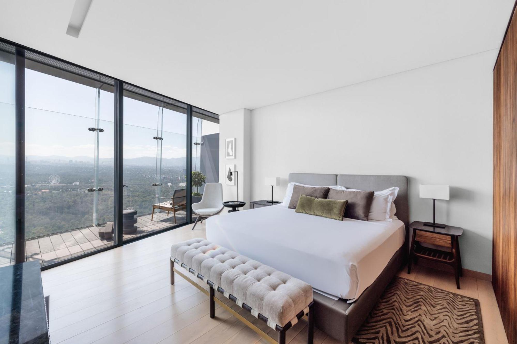 The Ritz-carlton Residences Hotel 5*