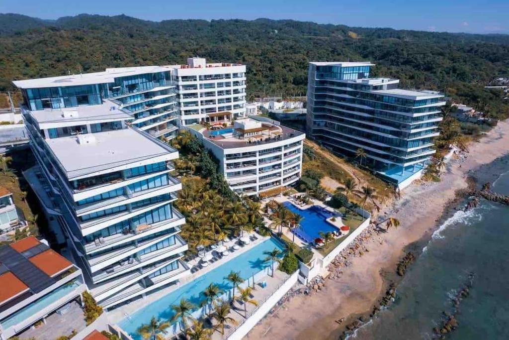Fantastic Designer Apartment, Beachfront! Apartment *