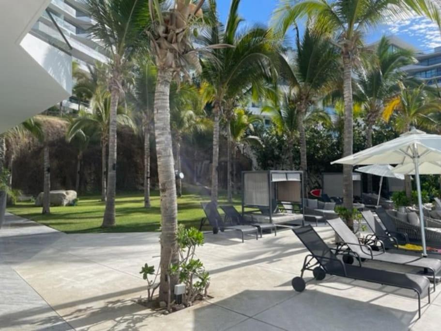 Apartment Fantastic Designer Apartment, Beachfront! *