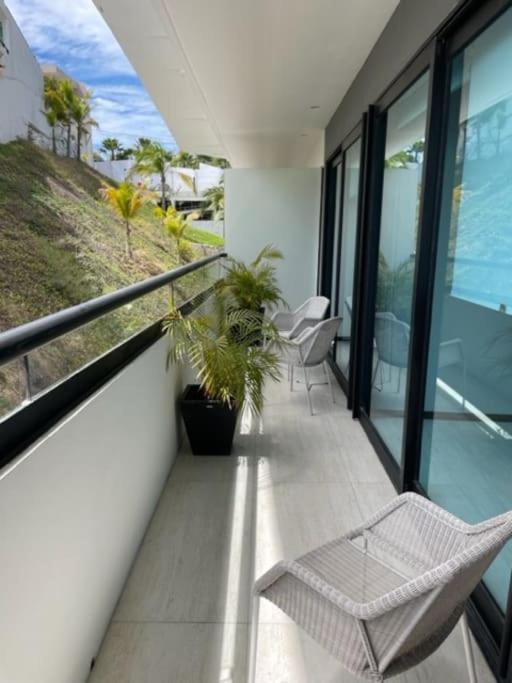 Fantastic Designer Apartment, Beachfront! * Bucerias