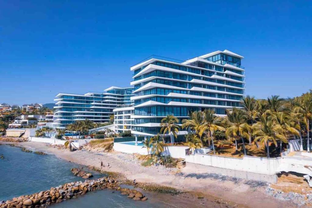 Fantastic Designer Apartment, Beachfront! * Bucerias