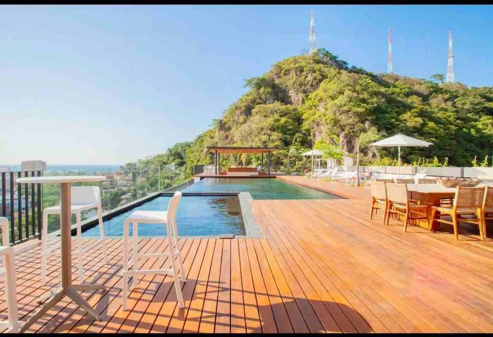 Oasis - Downtown Malecon, With City, Ocean & Mountain Views Apartment *