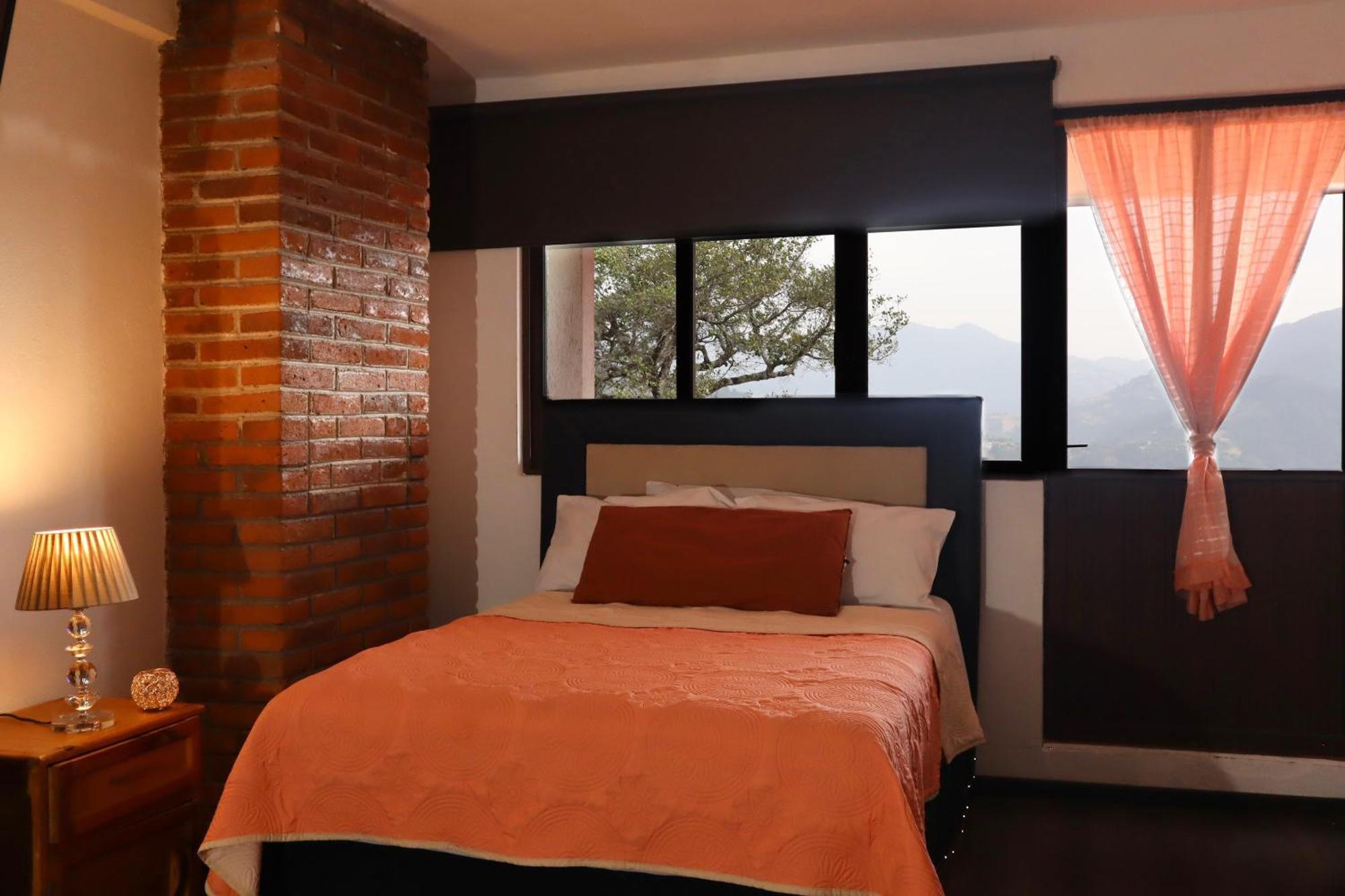 Vista Markes Hotel 3*