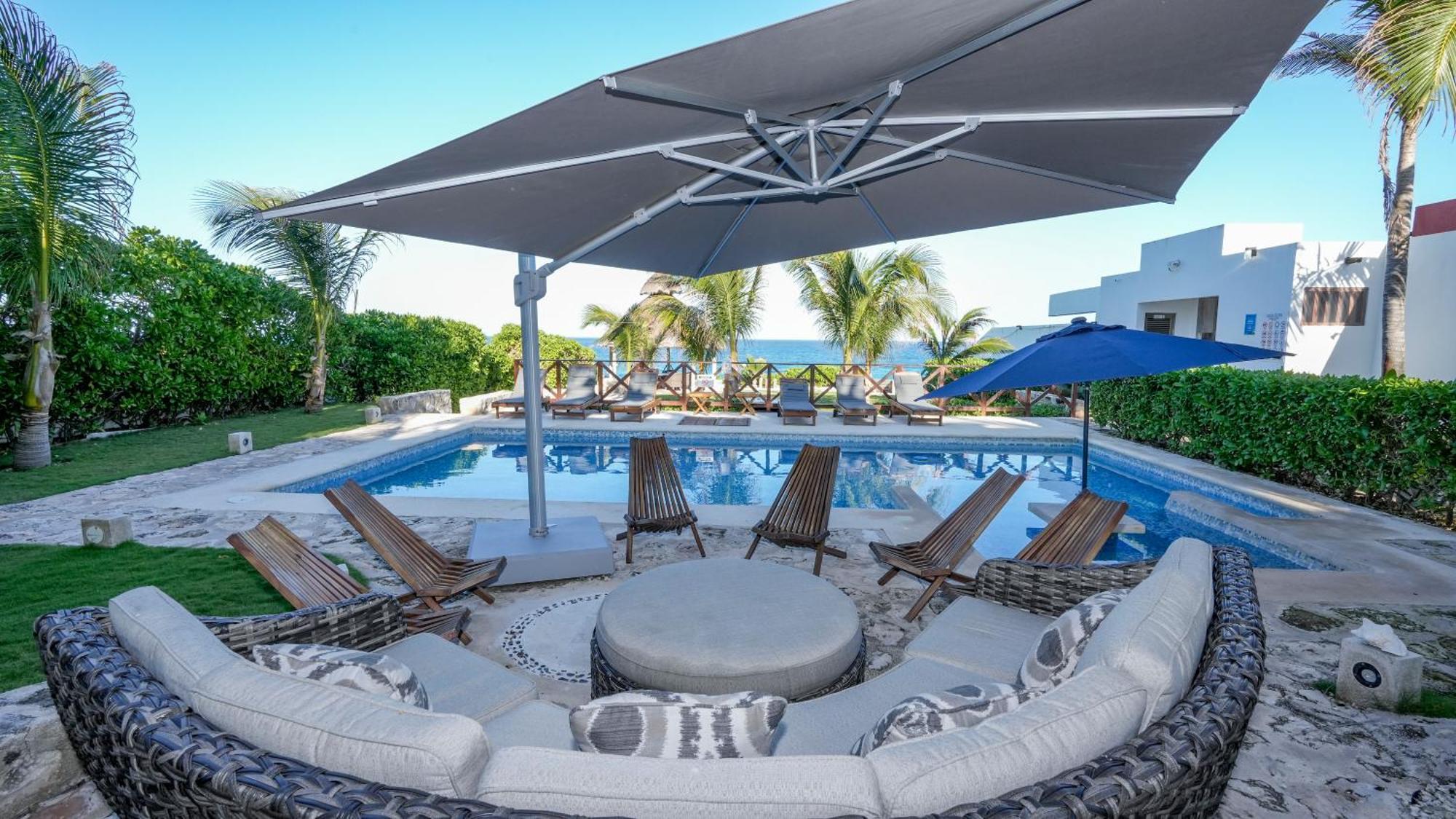 Casa Seven Ocean Front With Private C Hef Included