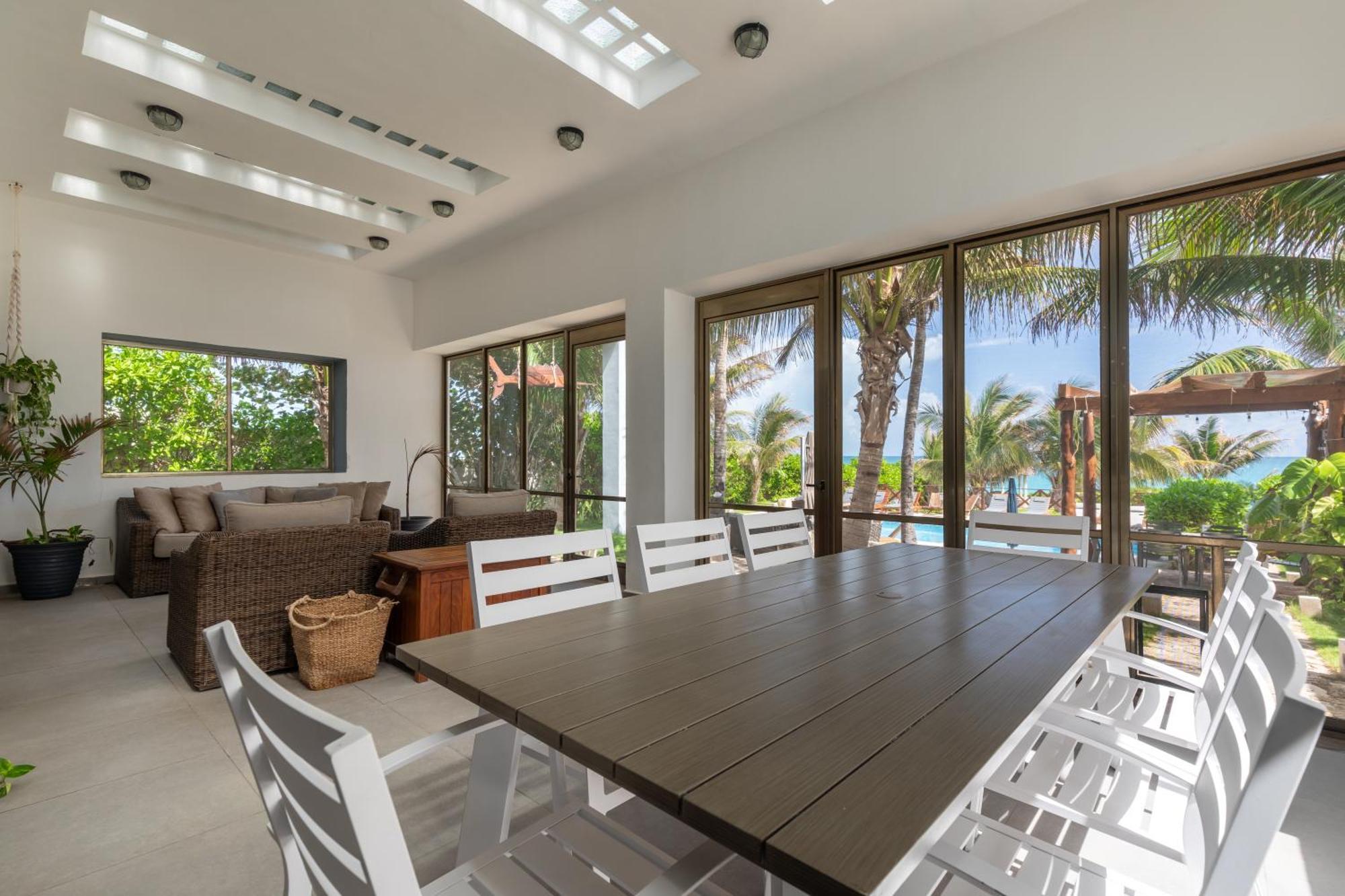 Casa Seven Ocean Front With Private C Hef Included