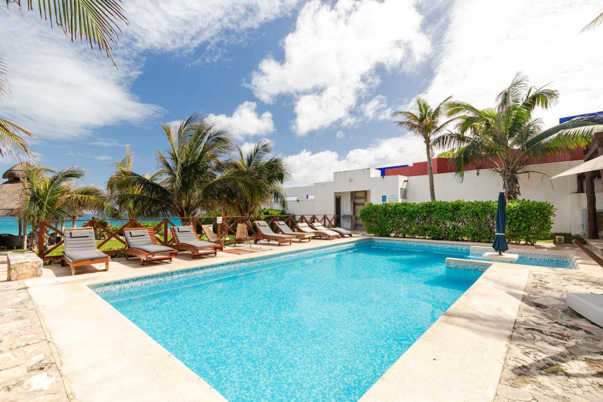 Casa Seven Ocean Front With Private C Hef Included