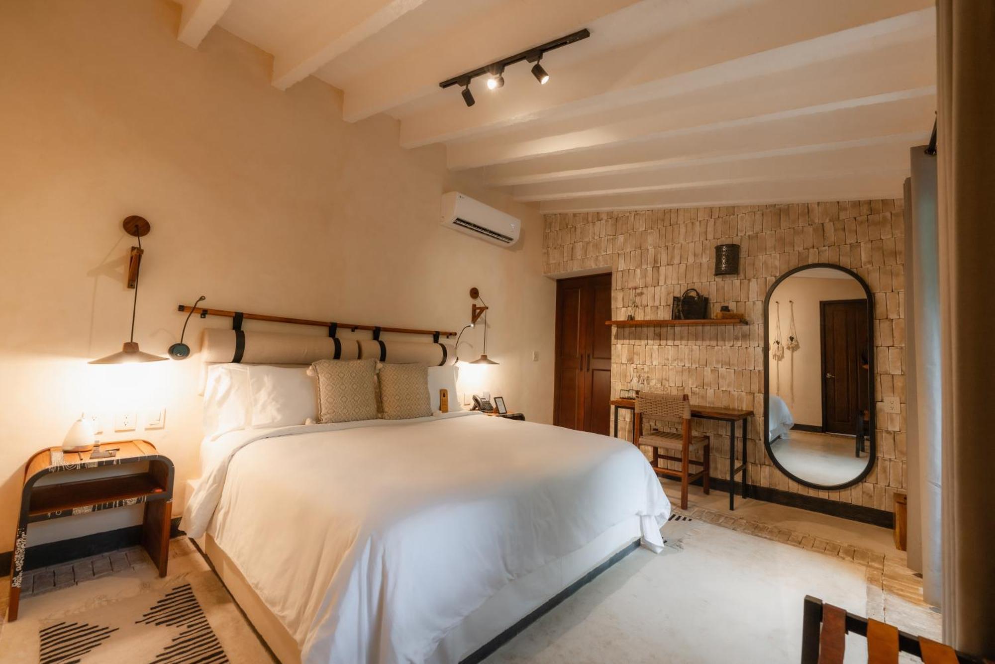 Amomoxtli 5* Tepoztlan