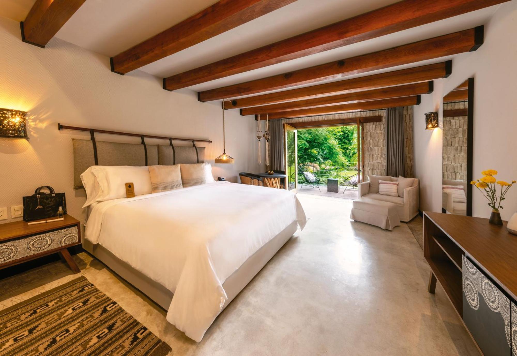 Amomoxtli Tepoztlan