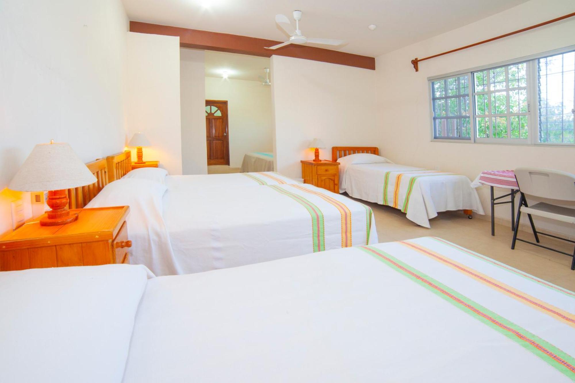 Bed & Breakfast Casa Rush Puerto Angel